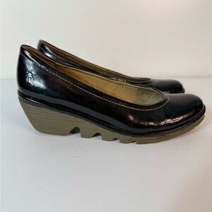 FLY LONDON Damen Wedge Sandals size 8